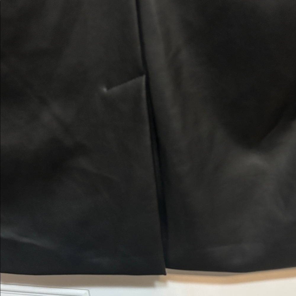 The Drop Women's Sleek Black Blazer - Picture 5 of 13